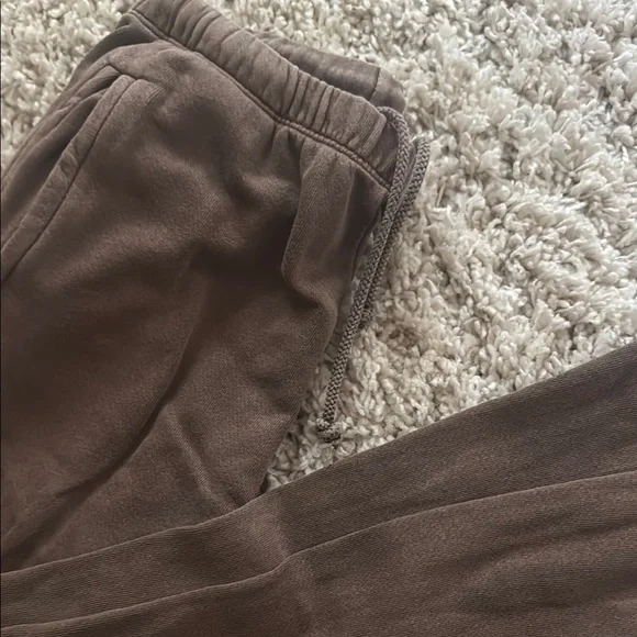 Women's Gray Pants - Picture 4 of 4